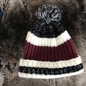 ardene toque